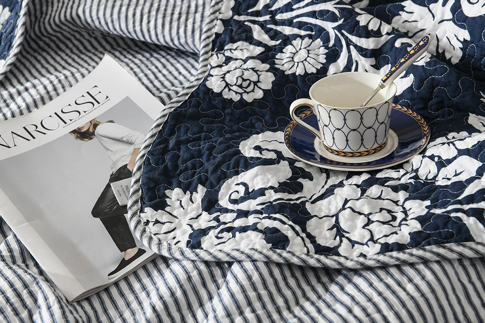 5 Stylish Ways to Dress Up Your Bed with a Coverlet