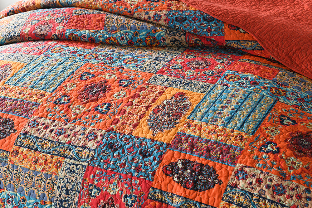 5 Stylish Ways to Dress Up Your Bed with a Coverlet – coverlet heaven