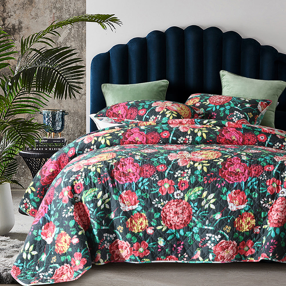 100% cotton Patchwork Coverlet Bedspread with floral design